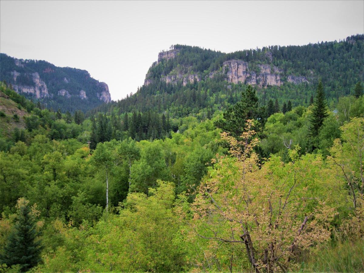 Spearfish Canyon Lodge Bagian luar foto