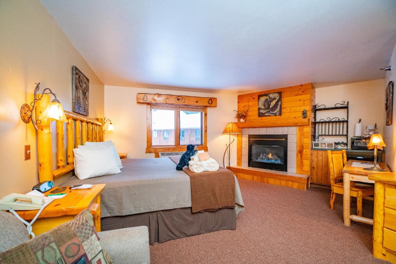 Spearfish Canyon Lodge Bagian luar foto