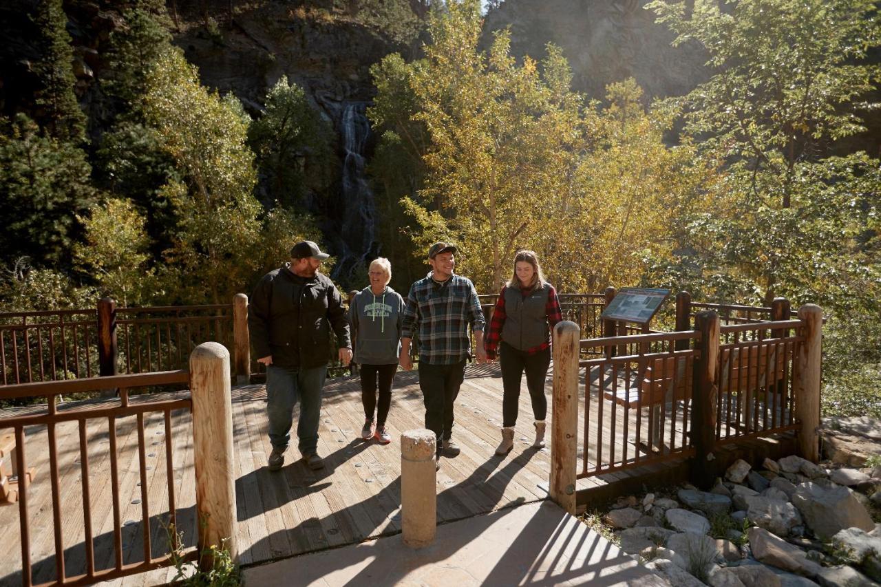 Spearfish Canyon Lodge Bagian luar foto