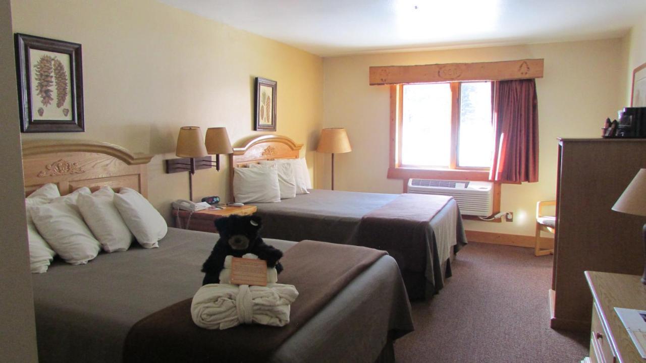Spearfish Canyon Lodge Bagian luar foto