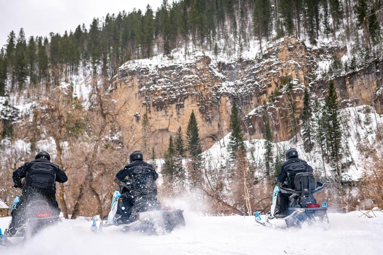 Spearfish Canyon Lodge Bagian luar foto